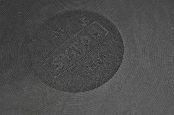 Preview: 5,5 Liter Schmortopf Topf aus Gusseisen ohne Deckel Bratentopf Bräter